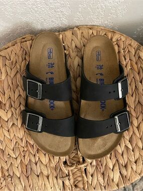 Birkenstock Arizona Dual Buckle Sandals - Black